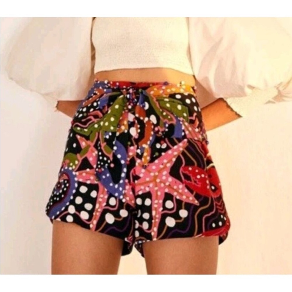 Farm Rio Multicolor High Waist Women's Shorts NWT size M - Picture 3 of 7